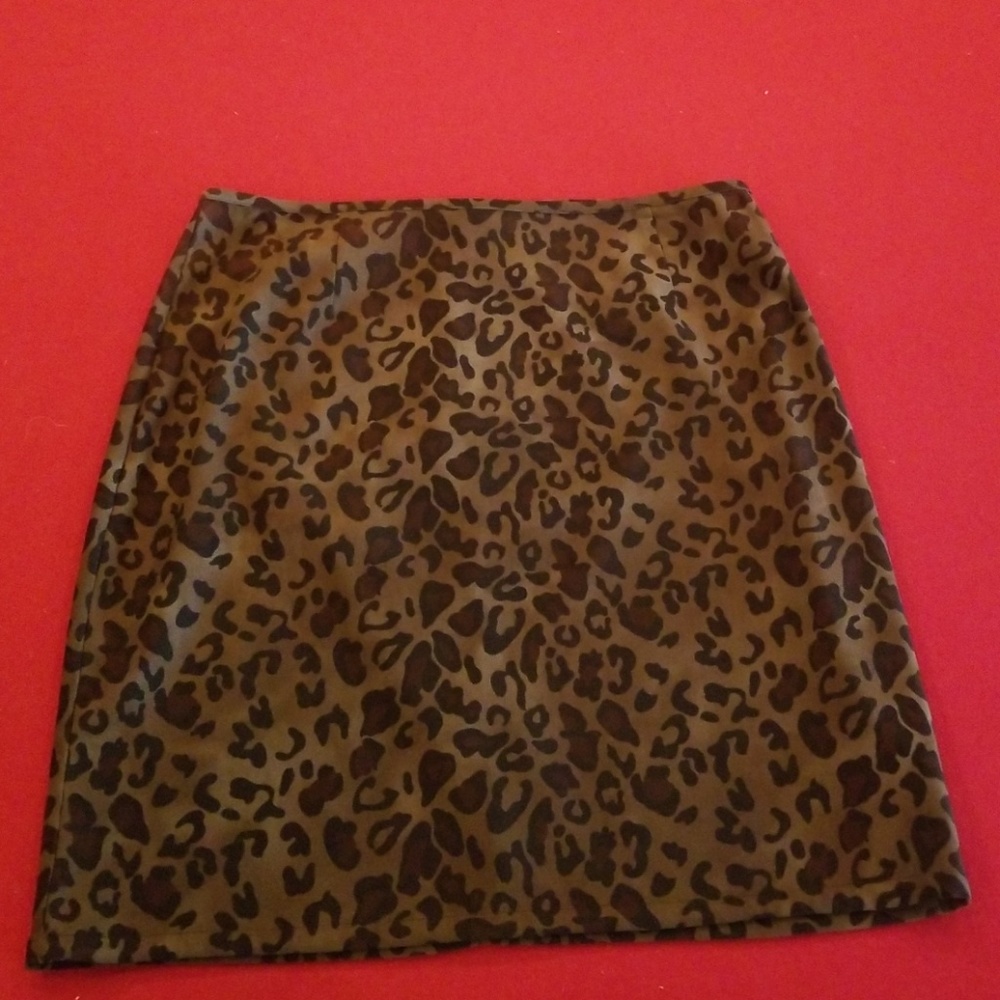 Animal print skirt